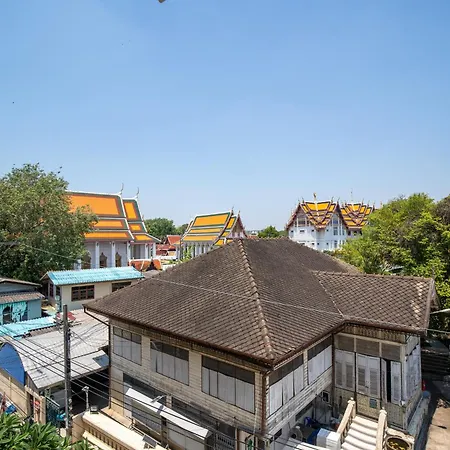 Bangluang Boutique Hotel Nearby Wat Arun