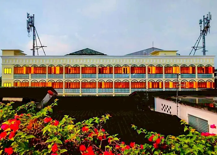 Hotel Bangluang Boutique Nearby Wat Arun