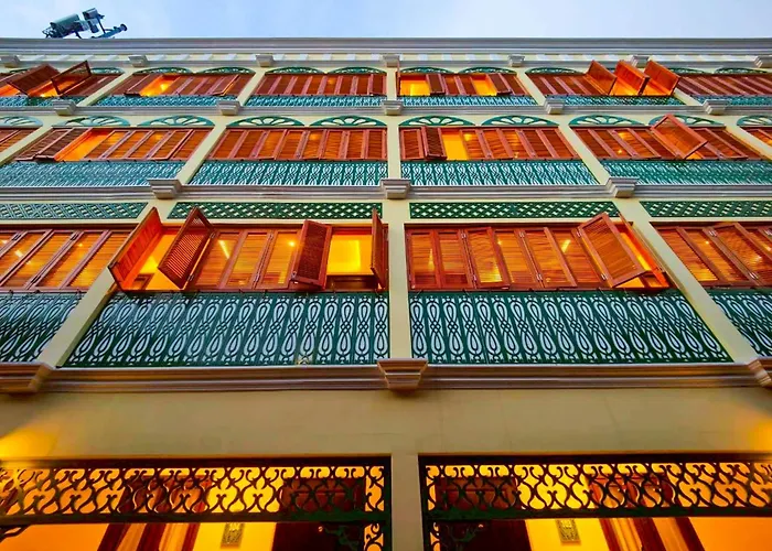 Bangluang Boutique Nearby Wat Arun Hotel 3*