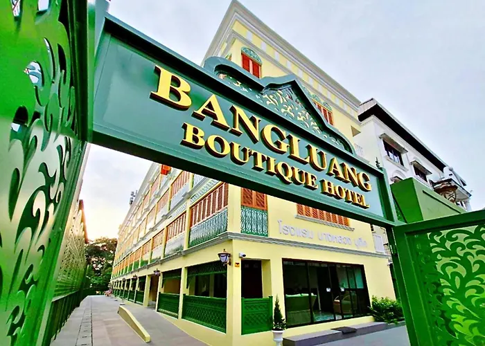 Bangluang Boutique Nearby Wat Arun Hotel