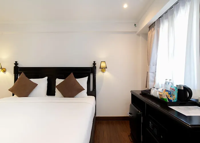 Hotel Bangluang Boutique Nearby Wat Arun Bangkok