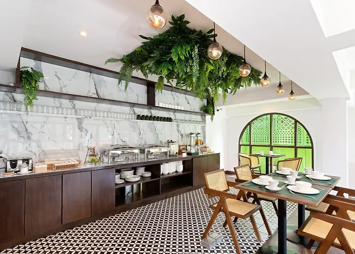 Hotel Bangluang Boutique Nearby Wat Arun Bangkok
