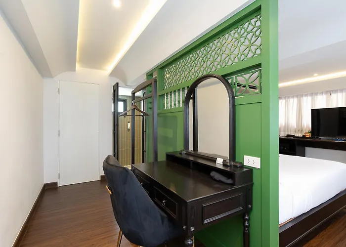 Bangluang Boutique Nearby Wat Arun Bangkok