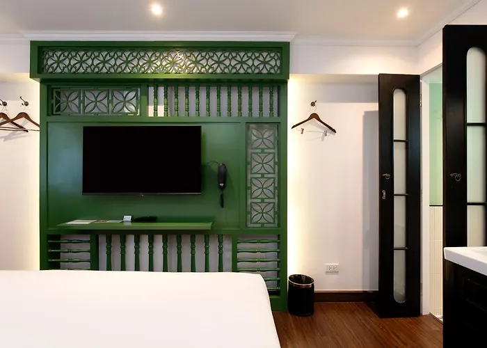 Hotel Bangluang Boutique Nearby Wat Arun