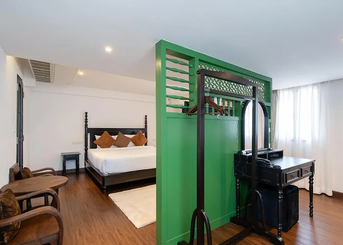 Hotel Bangluang Boutique Nearby Wat Arun Bangkok