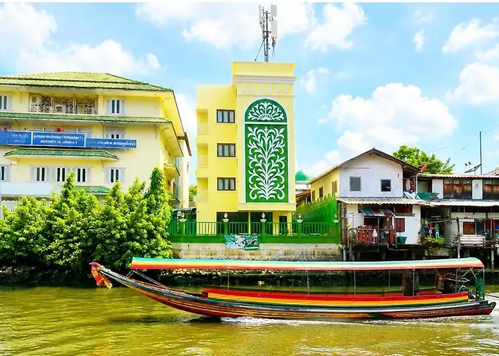 Bangluang Boutique Nearby Wat Arun 酒店 3*