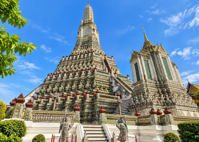 Bangluang Boutique Nearby Wat Arun