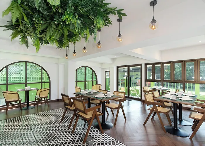 Hotel Bangluang Boutique Nearby Wat Arun 3*